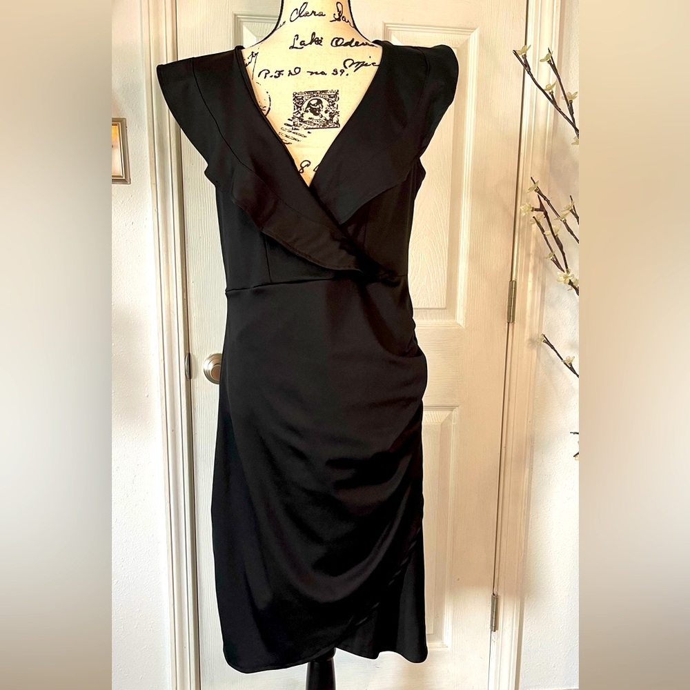 Lovely Black Dress with Deep V Neckline and ruffle around Collar, Sexy Chic! - Picture 2 of 10